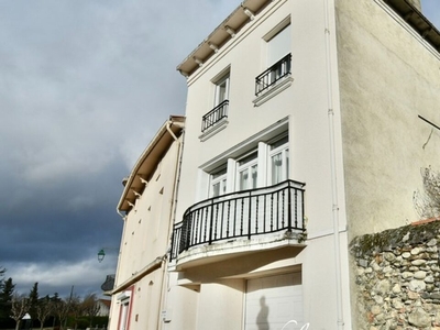 Vente maison 7 pièces 160 m² Saint-Gaudens (31800)