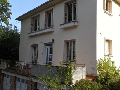Vente maison 9 pièces 150 m² Néris-les-Bains (03310)