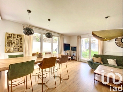 Appartement 4 pièces de 92 m² à Chambourcy (78240)