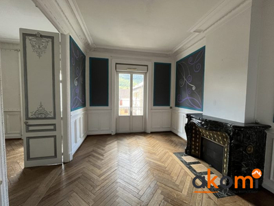 Appartement de ville d'inspiration Art Nouveau - 176 m² - Saint Dié des Vosges