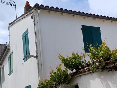 Maison de village 4 pièces de 123 m² à Le Bois-Plage-en-Ré (17580)
