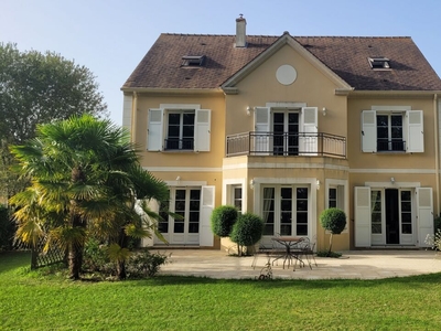 Vente maison 10 pièces 262 m² Saint-Arnoult-en-Yvelines (78730)