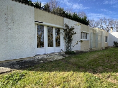 Vente maison 4 pièces 105 m² Saint-Quentin-de-Caplong (33220)