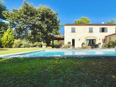 Vente maison 5 pièces 150 m² Peyrolles-en-Provence (13860)
