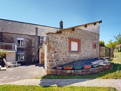 Vente maison 9 pièces 202 m² Villedieu-les-Poêles-Rouffigny (50800)