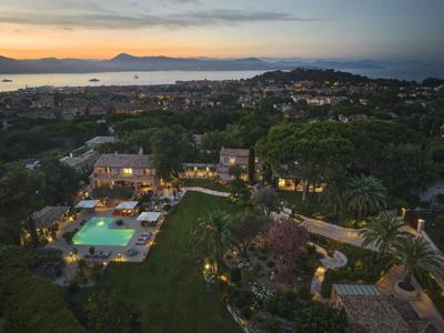 Villa de luxe de 12 pièces en vente Saint-Tropez, Provence-Alpes-Côte d'Azur