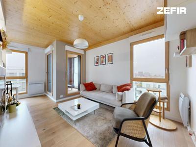 Appartement 2/3 pièces lumineux, en excellent état avec balcon et en étage élevé - 58 m² - Pantin (93)