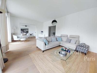 Location meublée appartement 5 pièces 122 m²