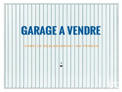 Parking/garage/box de 13 m² à Toulon (83200)