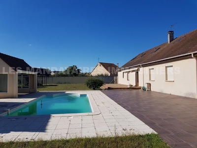 Vente maison 9 pièces 276.77 m²