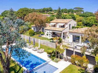 Maison de luxe de 10 pièces en vente à Grimaud, France