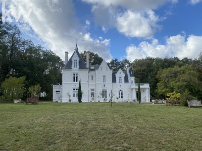 Château LOCHES