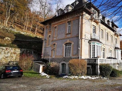 17 room luxury Hotel for sale in Ax-les-Thermes, Midi-Pyrénées