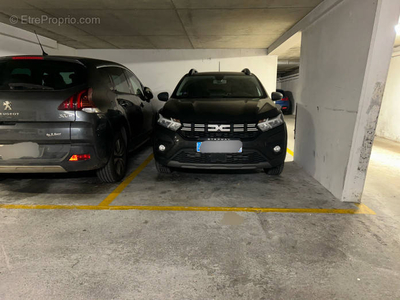 Parking 12m² à courbevoie