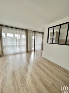 Appartement 2 pièces de 53 m² à Cergy (95000)