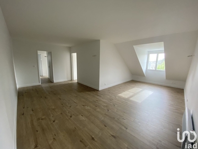 Appartement 4 pièces de 89 m² à Melun (77000)