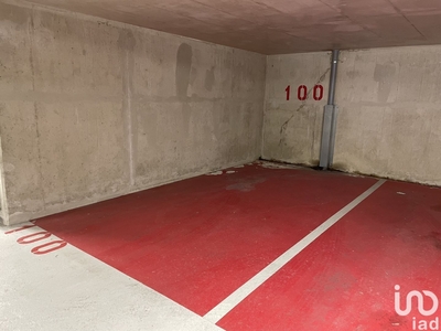Parking/garage/box de 13 m² à Paris (75013)