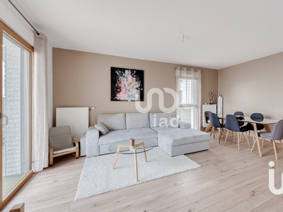 Appartement 3 pièces de 62 m² à Bussy-Saint-Georges (77600)