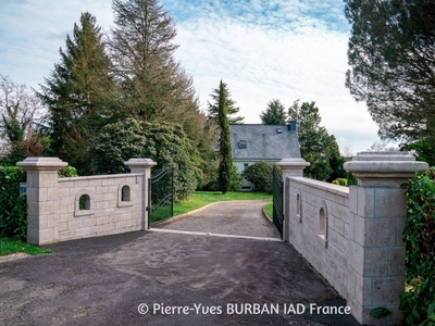 Maison 5 pièces de 115 m² à Saint-Nicolas-de-Redon (44460)