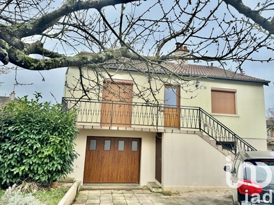 Maison traditionnelle 4 pièces de 83 m² à Saint-Denis-lès-Sens (89100)