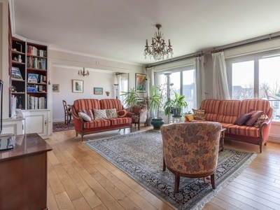 Vente appartement 6 pièces 129.04 m²