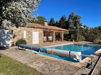 Maison de luxe de 8 chambres en vente à La Garde-Freinet, Provence-Alpes-Côte d'Azur