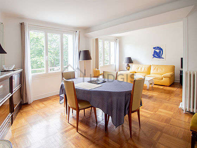 Appartement 2 chambres meublé avec ascenseur et place
de parking en optionVaugirard (Paris 15°)