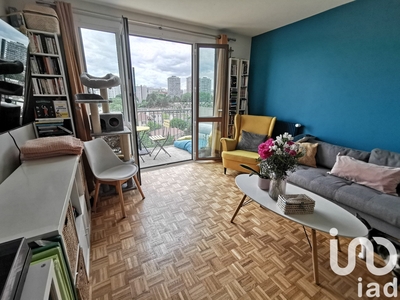 Appartement 2 pièces de 52 m² à Ivry-sur-Seine (94200)