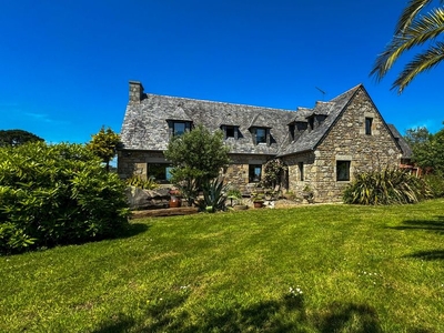 Maison de luxe de 10 pièces en vente à Pleumeur-Bodou, Bretagne