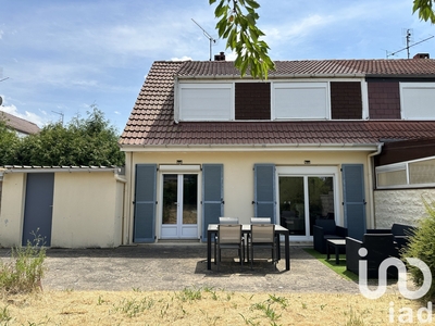 Maison de ville 4 pièces de 84 m² à Châteaudun (28200)