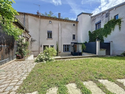 Prestigieuse Maison en vente Sainte-Foy-lès-Lyon, France