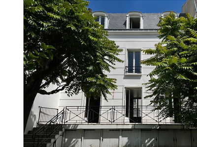 Vente maison 7 pièces 175 m² Saint-Denis (93200)