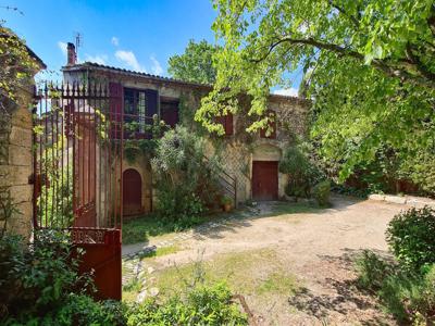 Maison de luxe de 5 chambres en vente à Uzès, Languedoc-Roussillon