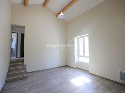 Location appartement 5 pièces 97.74 m²