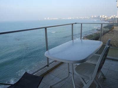 Appartement avec balcon face à l'océan