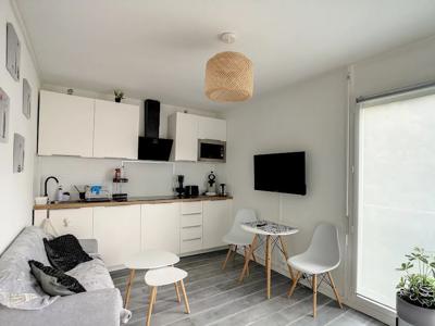 Location meublée appartement 1 pièce 18.13 m²