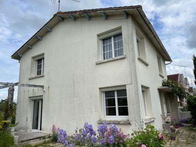 Maison T5 Saint-Jean-d'Angély