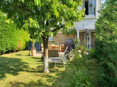 Maison T6 près de LE PLESSIS TREVISE