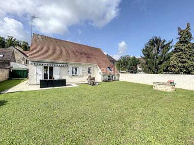 Vente maison 7 pièces 130 m² Cramoisy (60660)