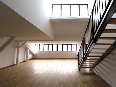 Appartement 4 pièces de 149 m² à Poitiers (86000)