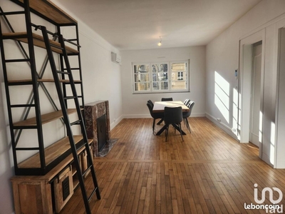 Appartement 4 pièces de 73 m² à Renwez (08150)