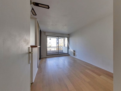 Location appartement 1 pièce 28.43 m²