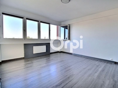 Location appartement 3 pièces 64.91 m²