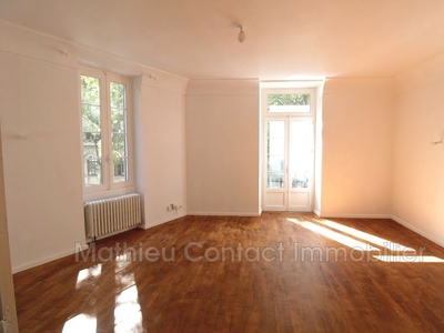 Location appartement 4 pièces 114 m²