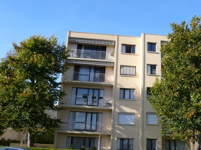 Location appartement 4 pièces 88 m²