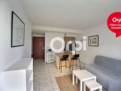 Location meublée appartement 2 pièces 33.91 m²