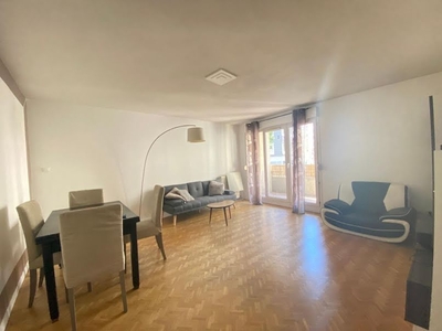 Location meublée appartement 2 pièces 52.49 m²