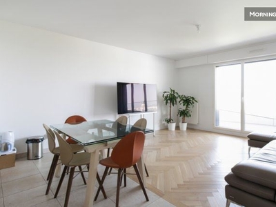 Location meublée appartement 4 pièces 132 m²