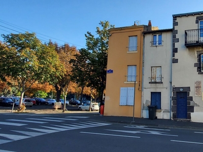 Maison 10 pièces de 156 m² à Clermont-Ferrand (63000)