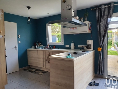 Maison 4 pièces de 90 m² à Saint-Cyr-des-Gâts (85410)